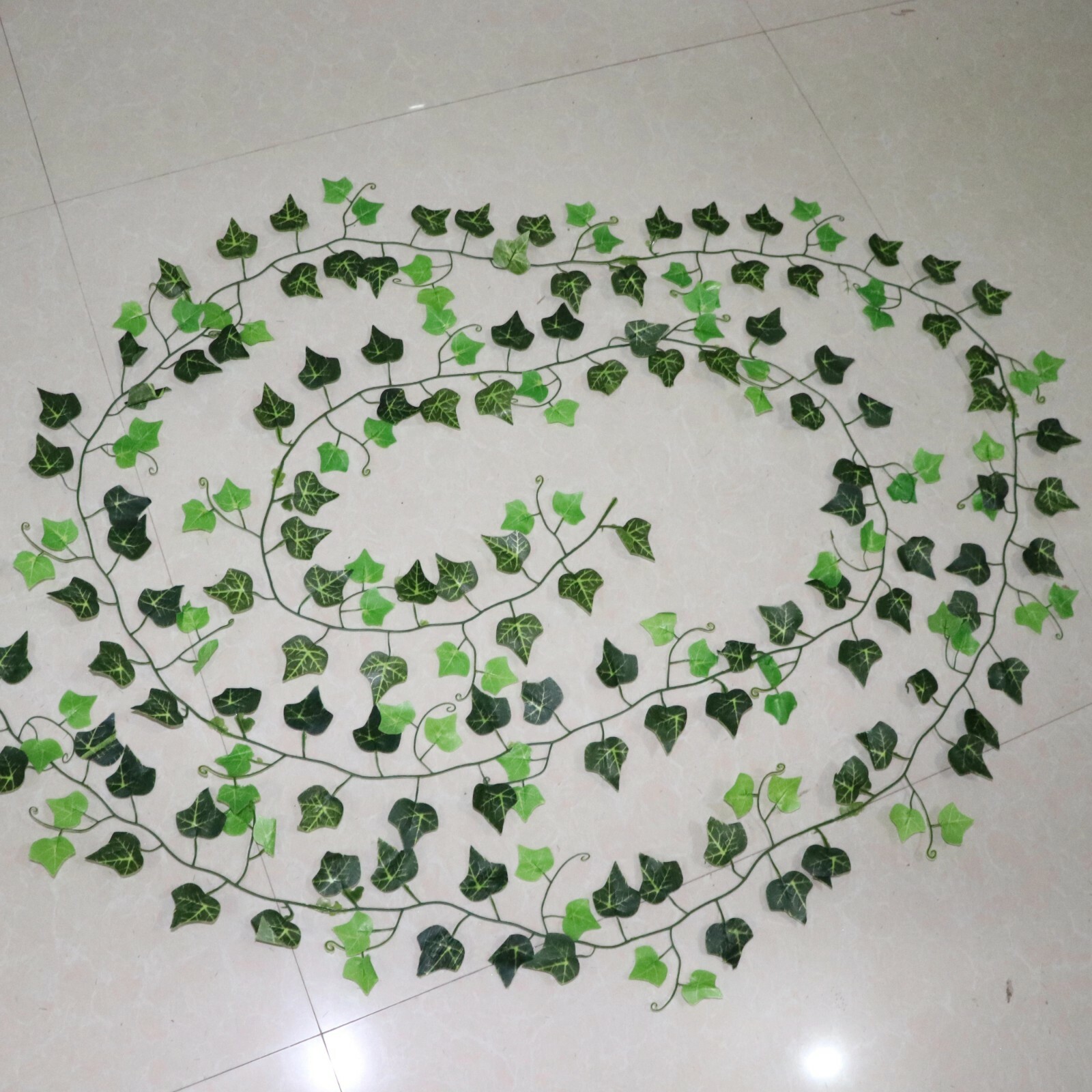 100pcs Leaf 1 piece 2.4M Home Decor Artificial Ivy Leaf Garland Plants