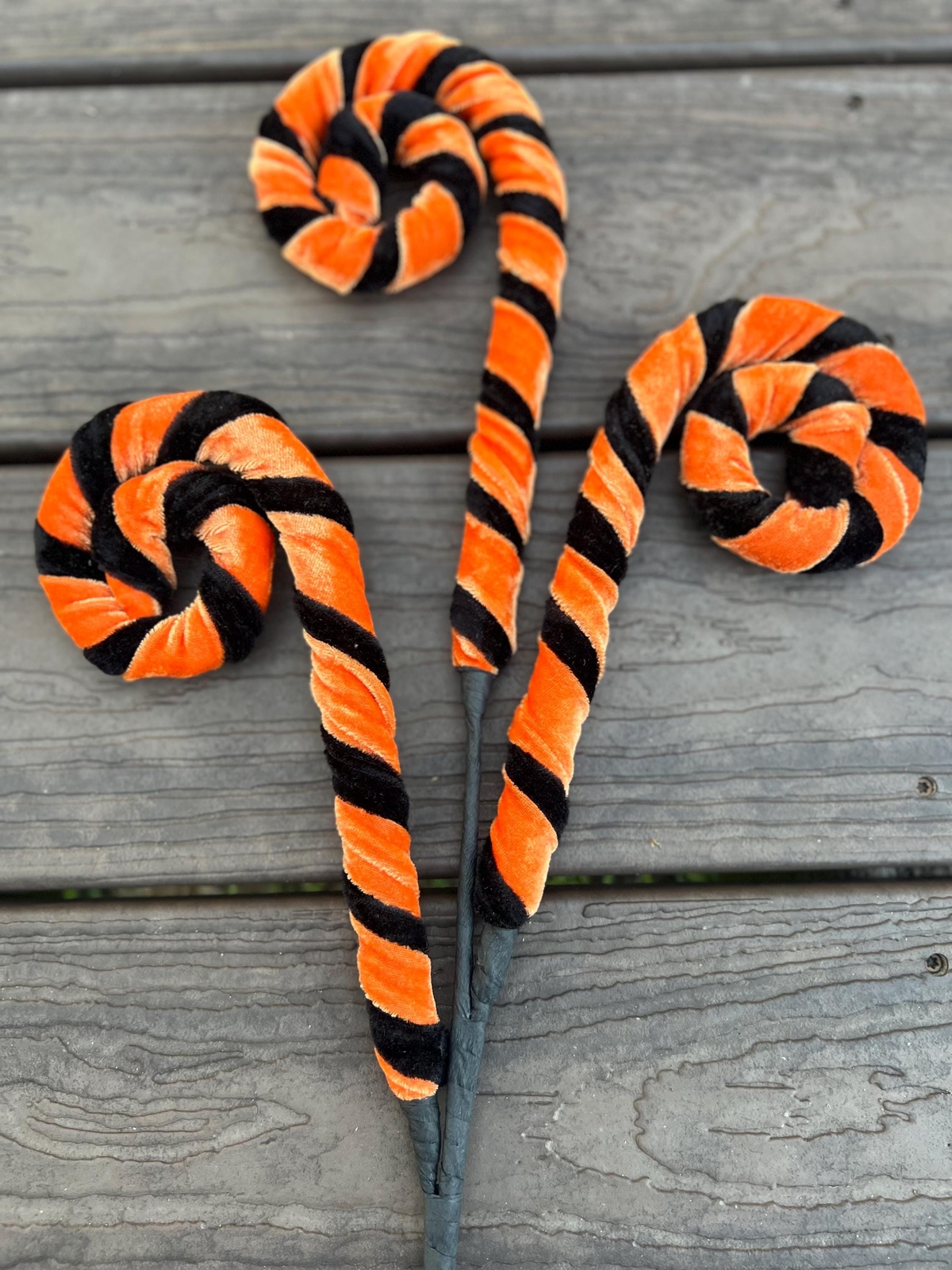 28″ Velvet Whimsy Curl Spray Black and Orange Fall Halloween Trim a Tree DIY