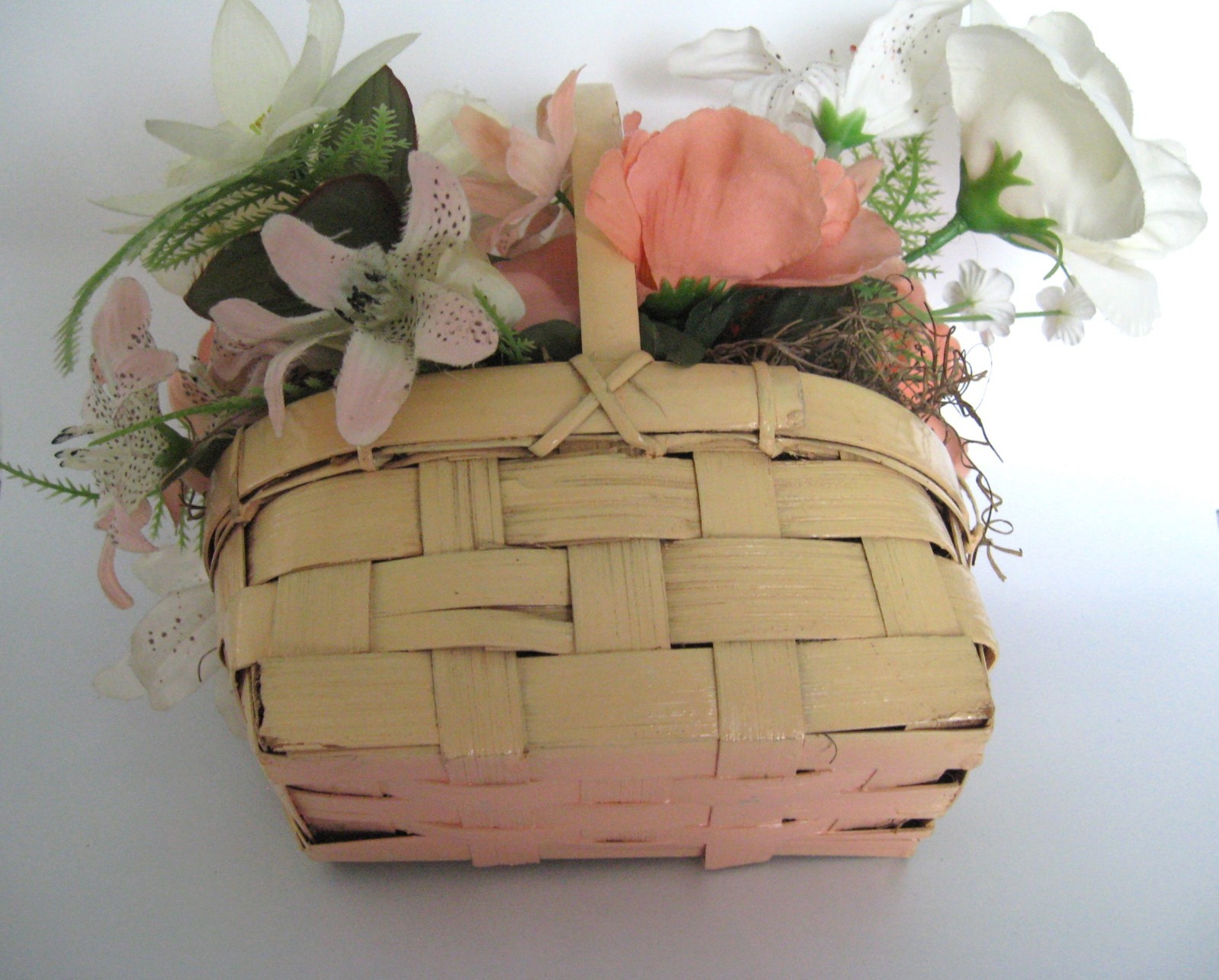 Artificial Floral Arrangement in Basket White Roses Lilies Peach Flowers Ferns