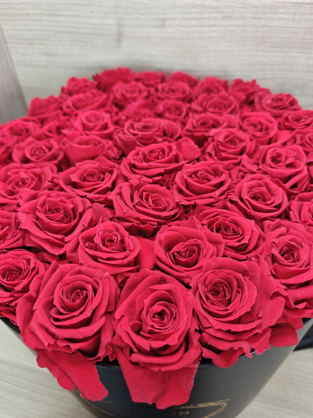 Venus et Fleur Red Roses Flower Box Arrangement Large Black Container 45 Roses