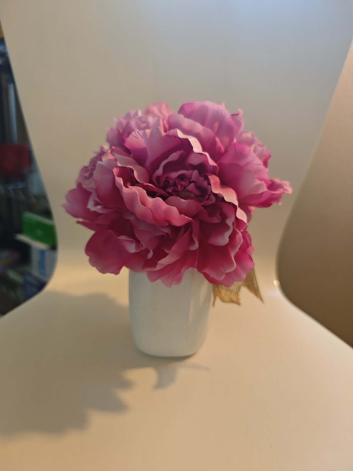 Cute Pink Floral Arrangement in White Vase – Perfect Home Decor