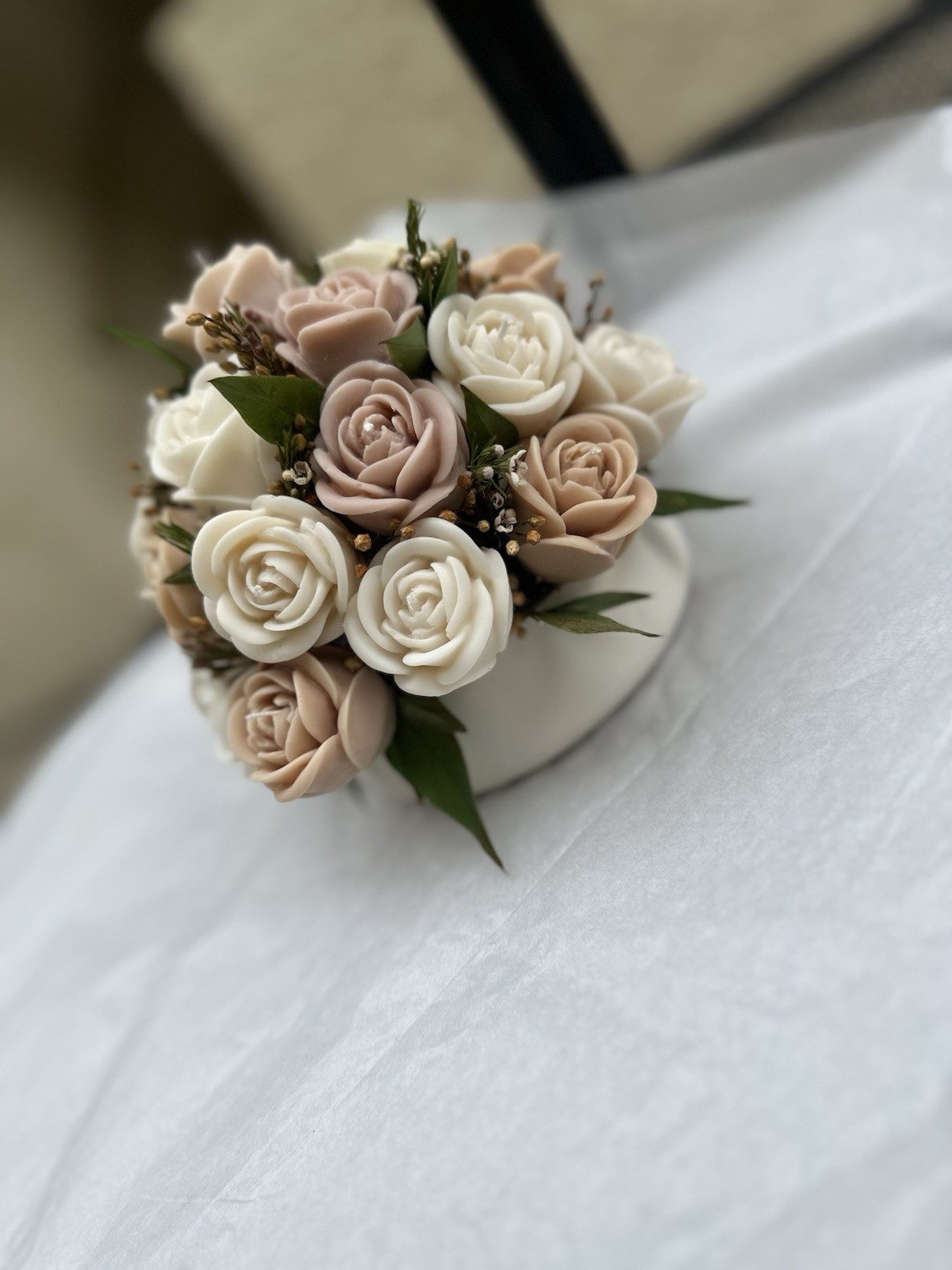 Artificial Silk Rose Flower Arrangement Centerpiece in Beige White Green Pot