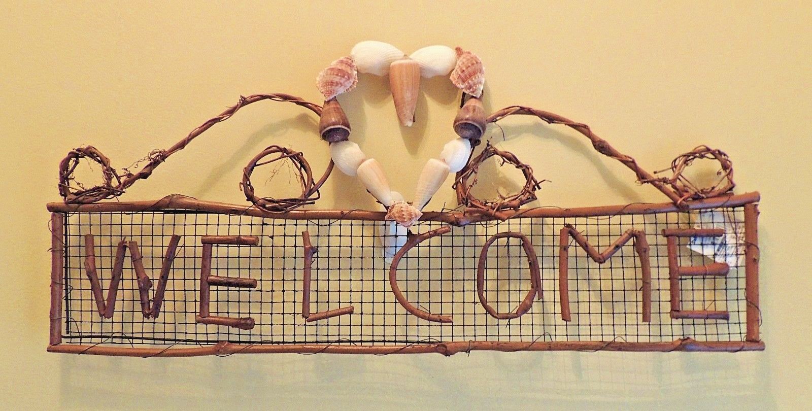 GRAPEVINE & CHICKEN WIRE WELCOME w/ SHELL HEART 11″ X 24″ WALL or DOOR DECOR