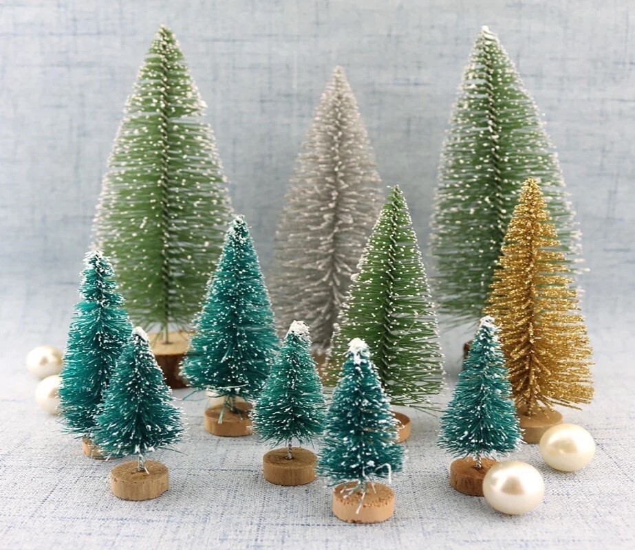 5Pcs Mini Christmas Trees Plastic Artificial Christmas Tree Ornament Winter Snow