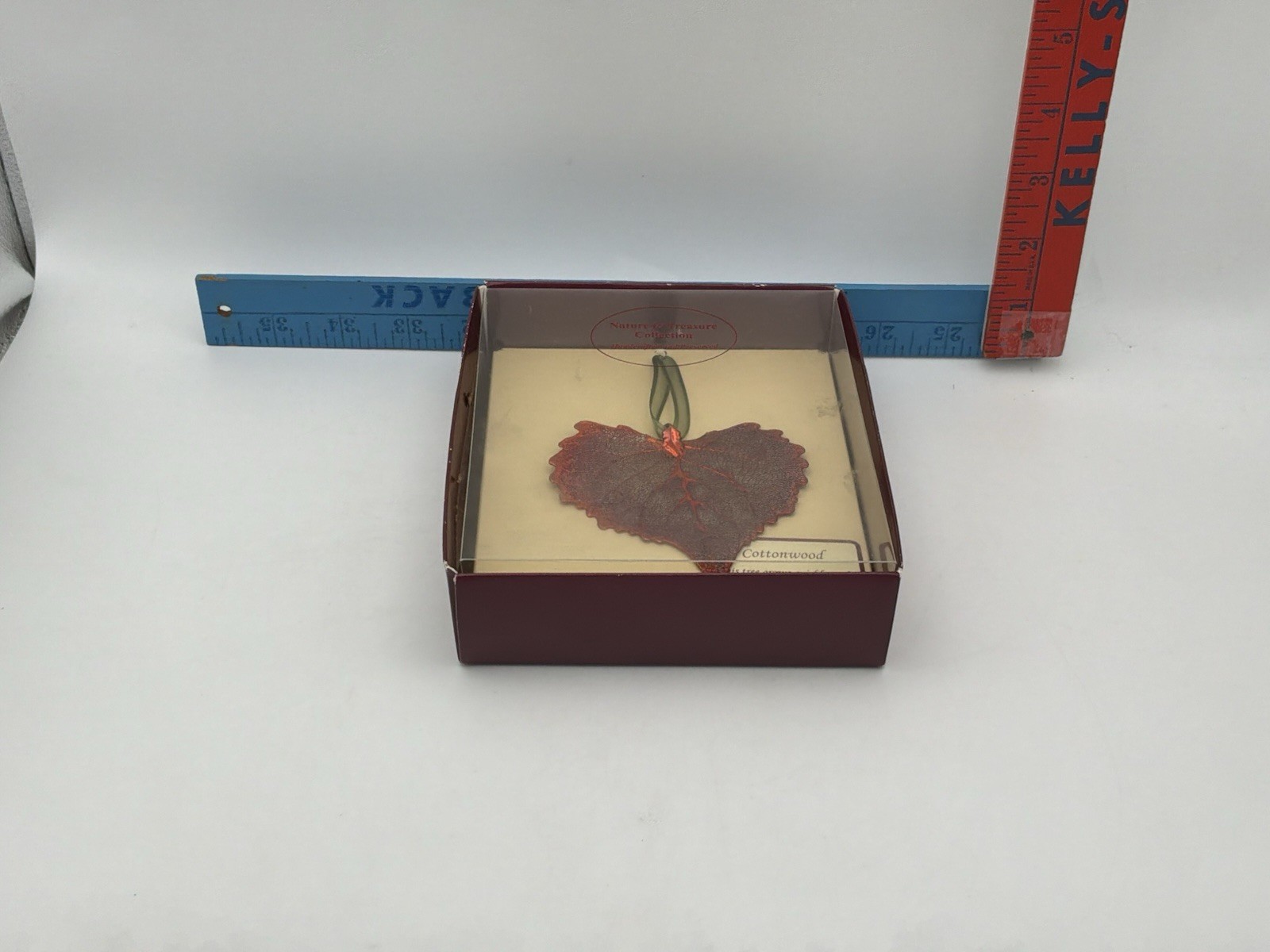 Vintage Cottonwood Leaf Ornament Nature To Treasure Rose Lady w Box