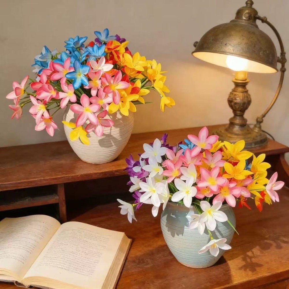 Artificial Lily Bouquet with Delicate Petals 5 Branches for Office Home Decor