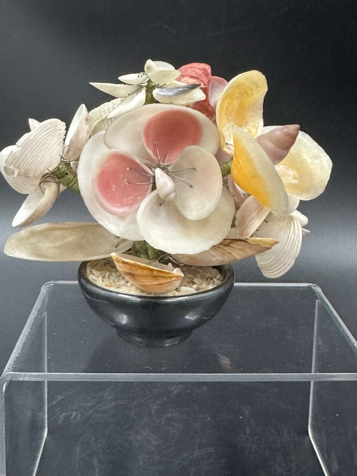 Vintage Seashell Flower Bouquet Floral Arrangement Handcrafted From Jingle Shell