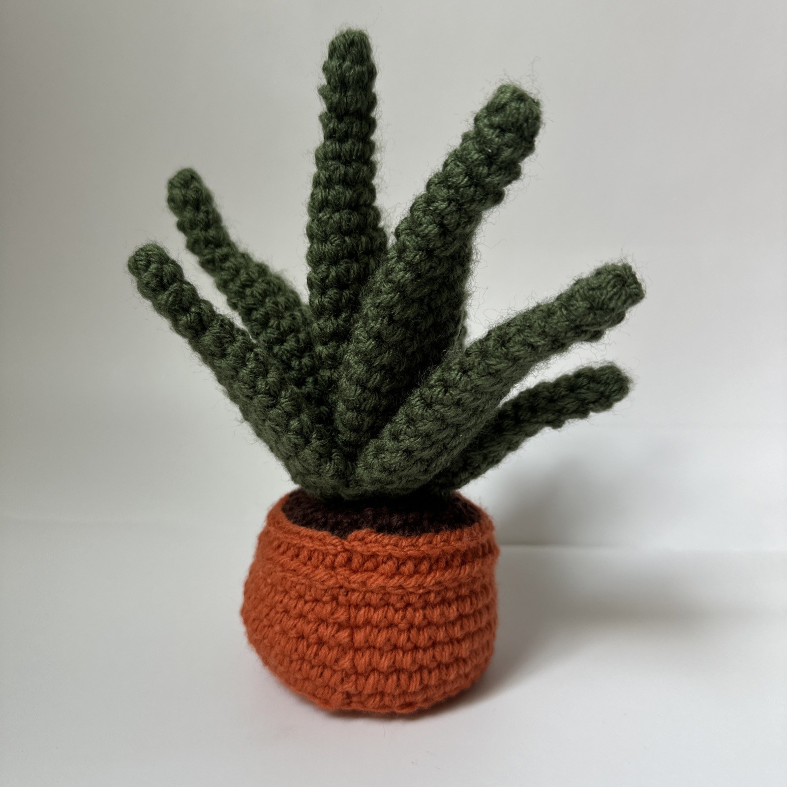 Handmade Crocheted Potted Succulent Plant 7” Retro Cute Gift Happy Aloe Vera
