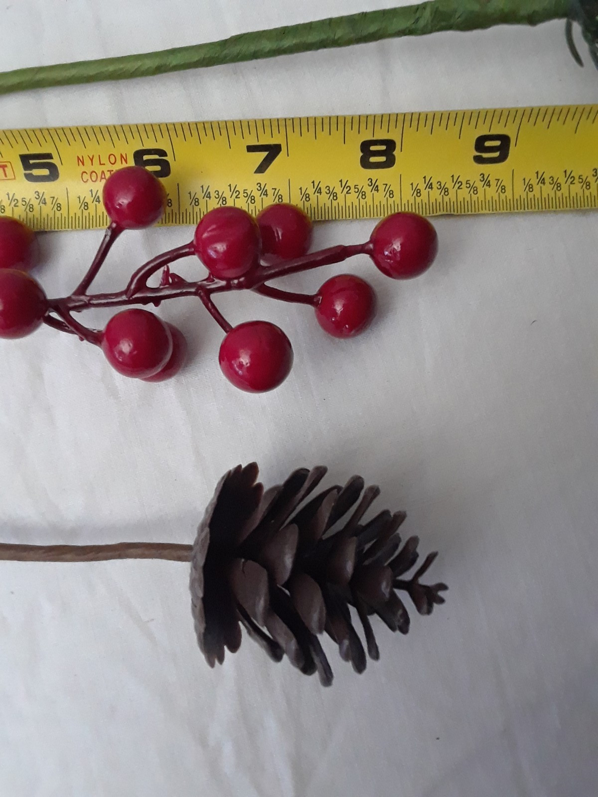 5 Indoor/Outdoor Artificial Spruce Pine 21 in Sprigs – Pine Cone – Berry Twig