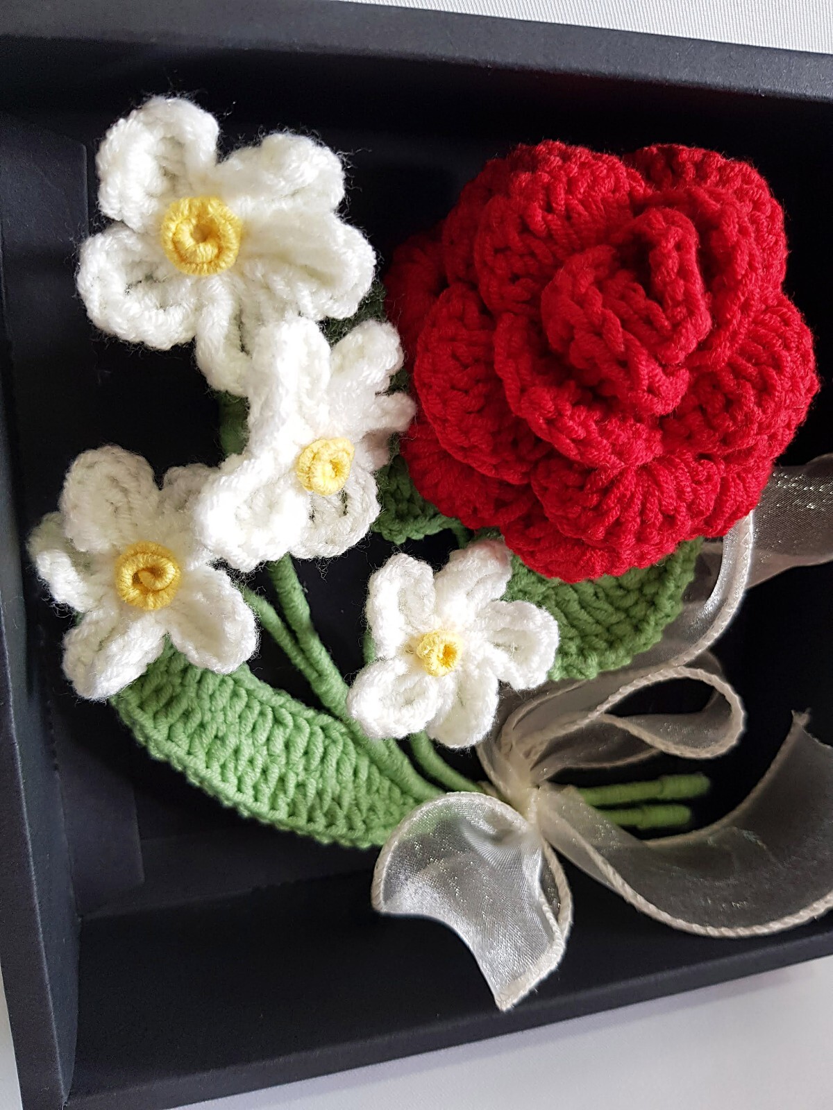 Trang&You Handmade – A “TRUE LOVE” Woolen Crochet flower gift box