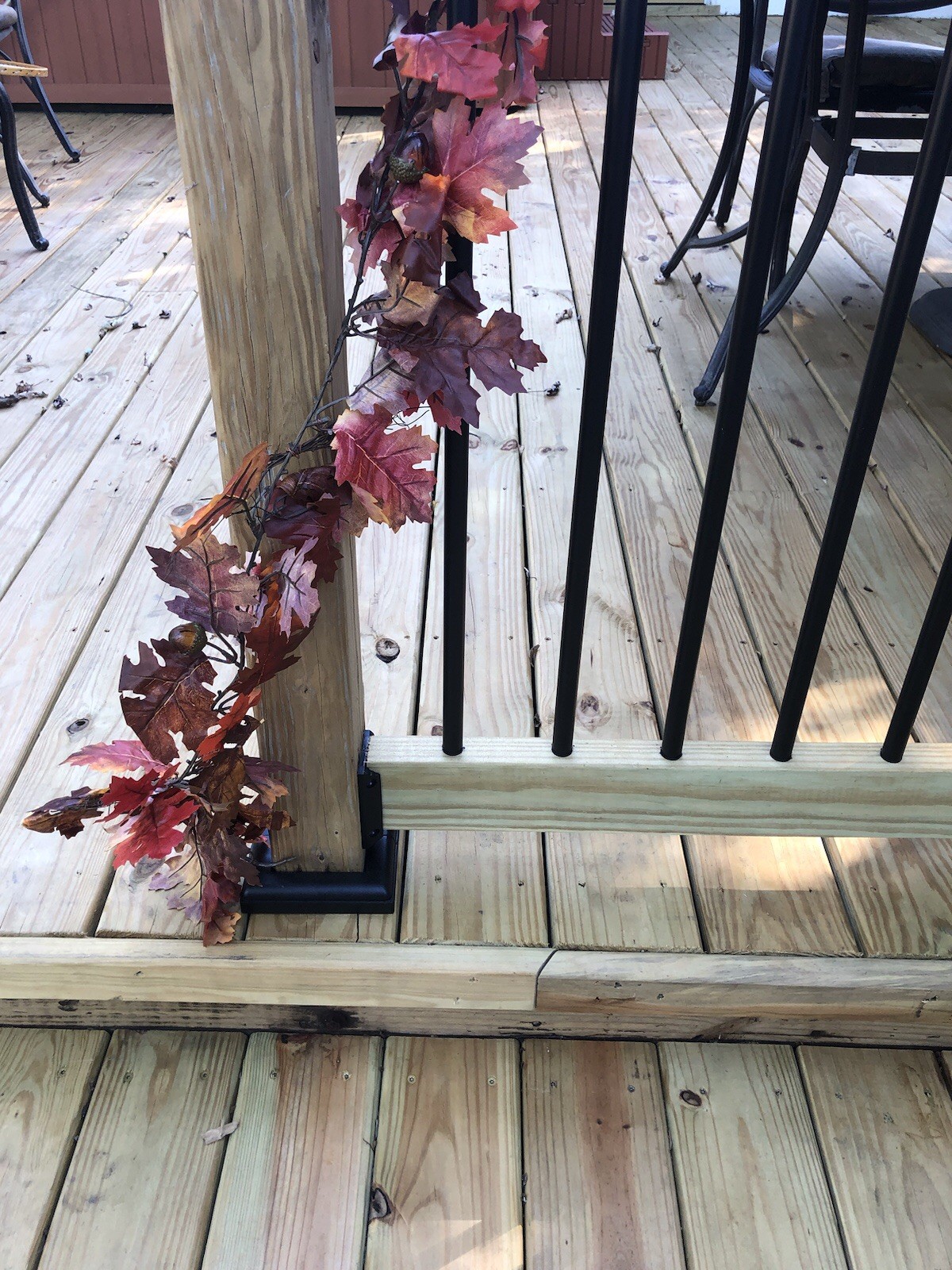 Brilliant Oak Fall Leaf Garland 18 FT Autumn Artificial Fall Leaves Wedding