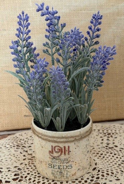 SMALL 8 1/2″ ARTIFICIAL PURPLE LAVENDER FLOWERS IN TEXTURED LITTLE POT W/ LABELS
