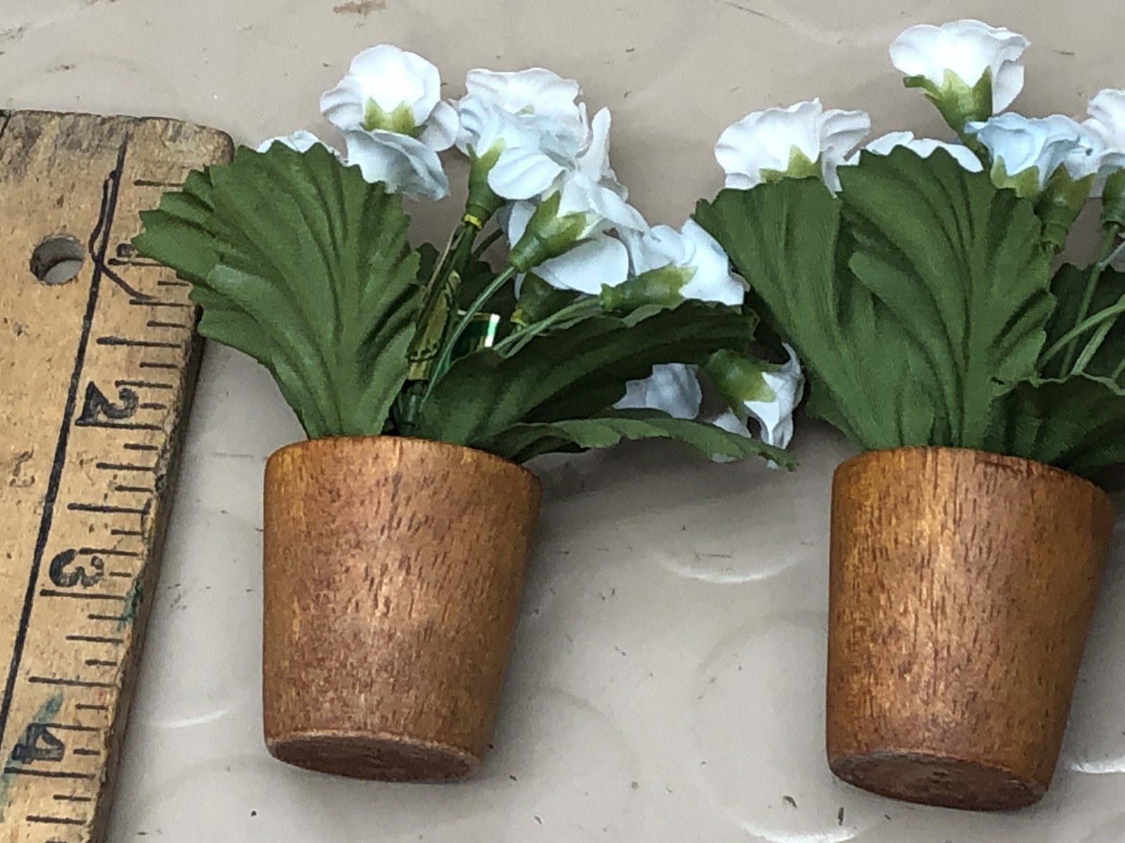 2 Artificial Potted White Flowers Small Plants Decor – Miniature – Pacific Rim