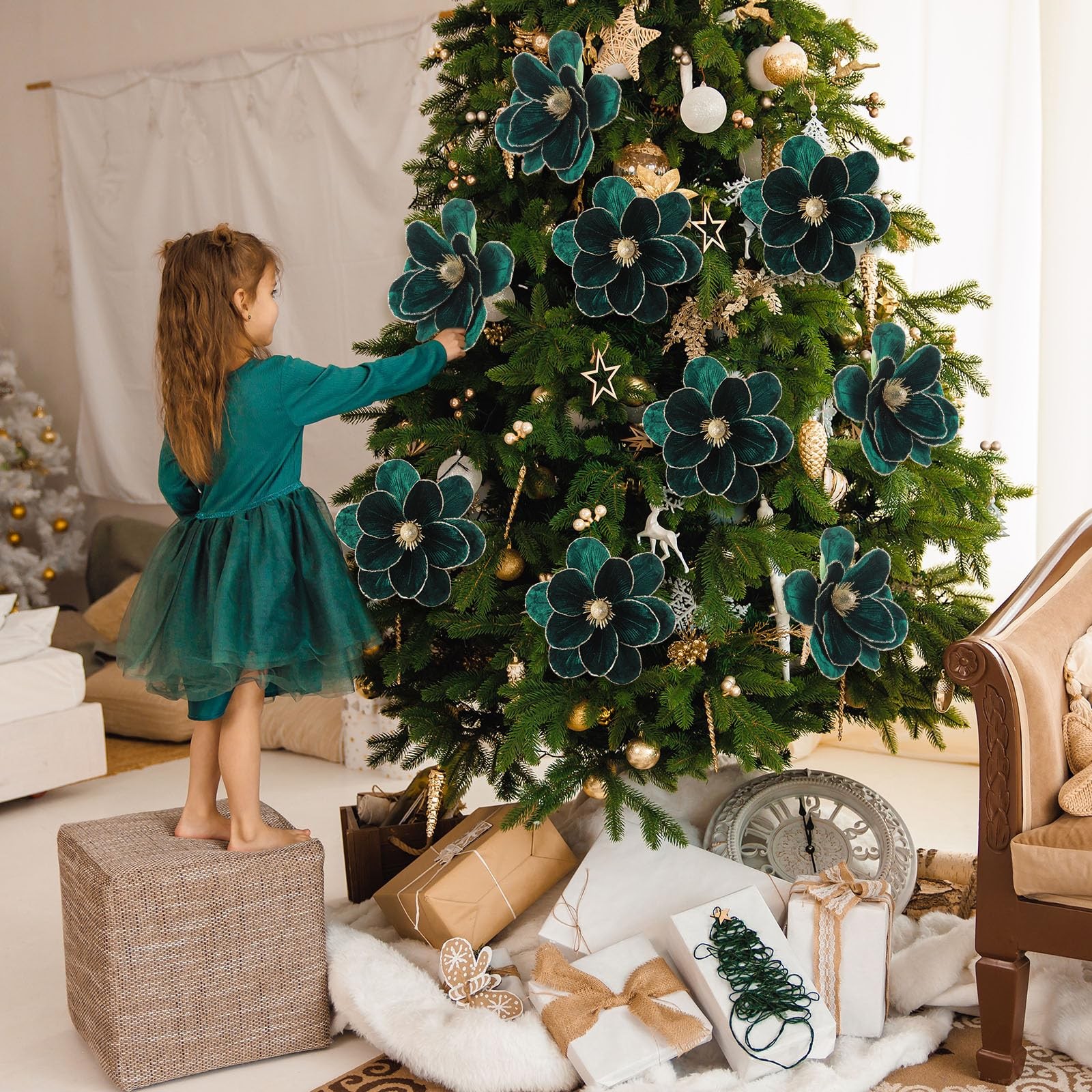 18 PCS Dark Green Large Velvet Christmas Poinsettia Magnolia Flowers Decor Set