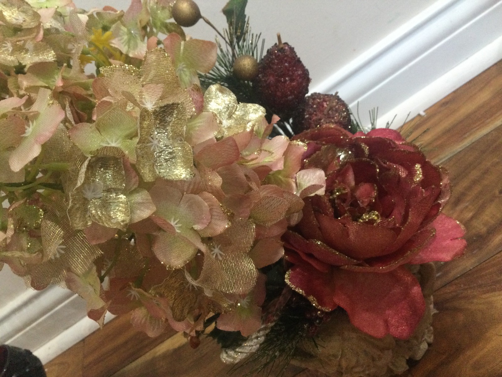 Christmas peony + Hydrangea Florist Arrangement gold dust UNIQUE resin angel POT