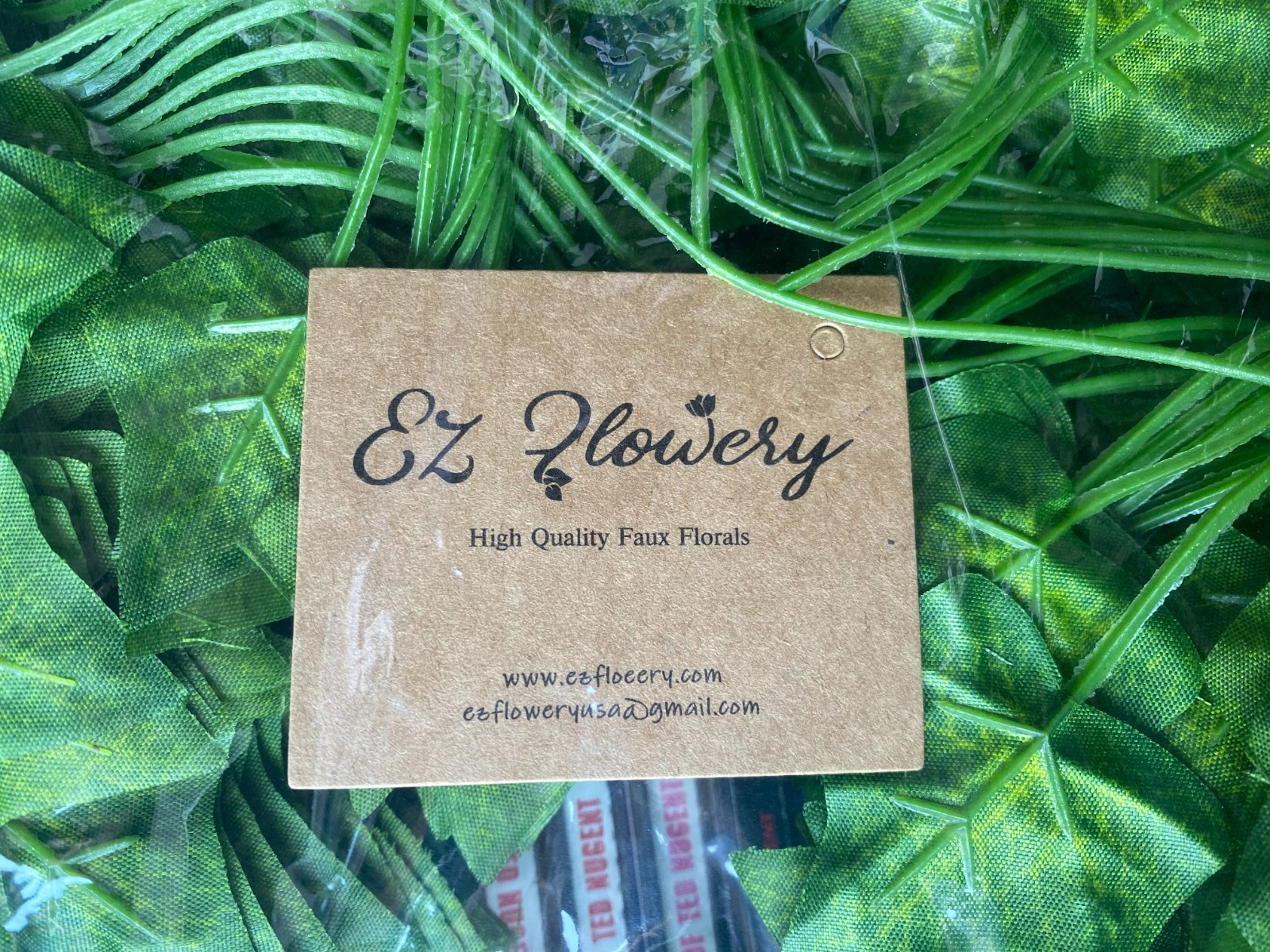 EZ Flowery *12 strands *84 total ft. *fake IVY *green *NEW in PACKAGE *(2 of 2)