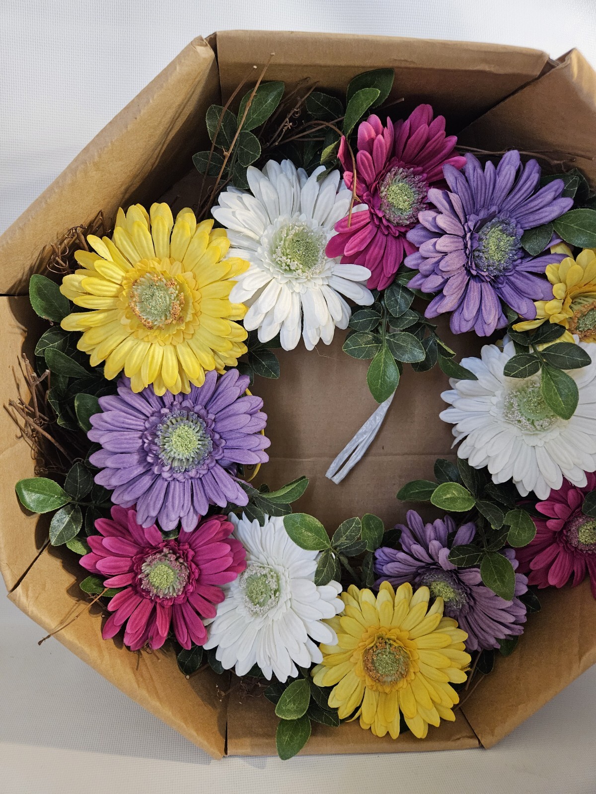 Springtime Brightly Colored Floral Daisy Grapevine 16″ Wreath With Ribbon Hanger