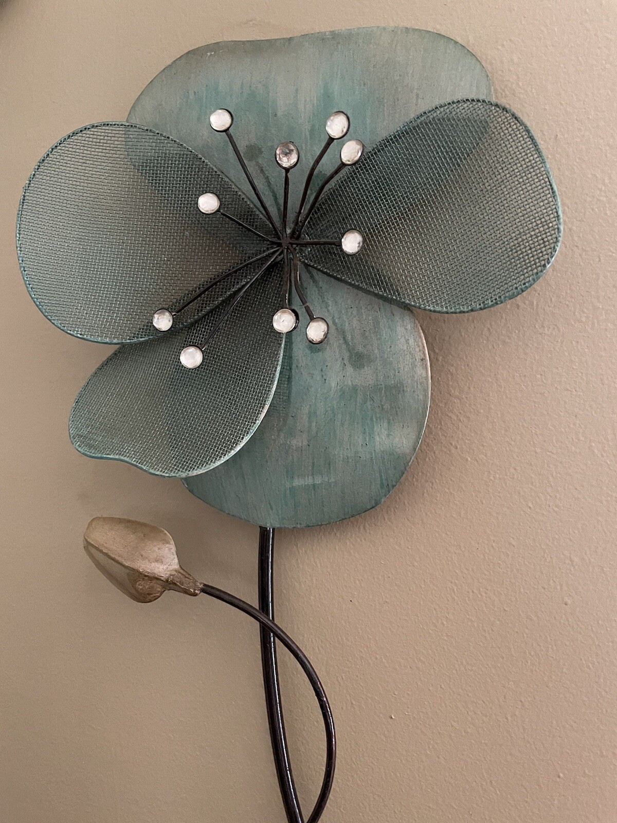 Indoor Outdoor Flower Stem with Clear stones (Light Green) 22″L x 8″W