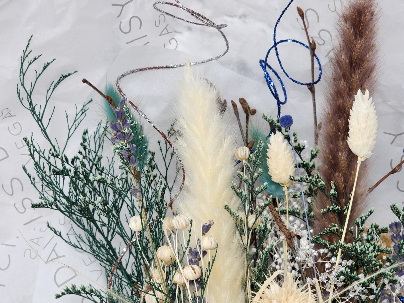 Miss Daisy Large Dried Floral Bouquet, Arrangement 100% All Natural Real Flowers