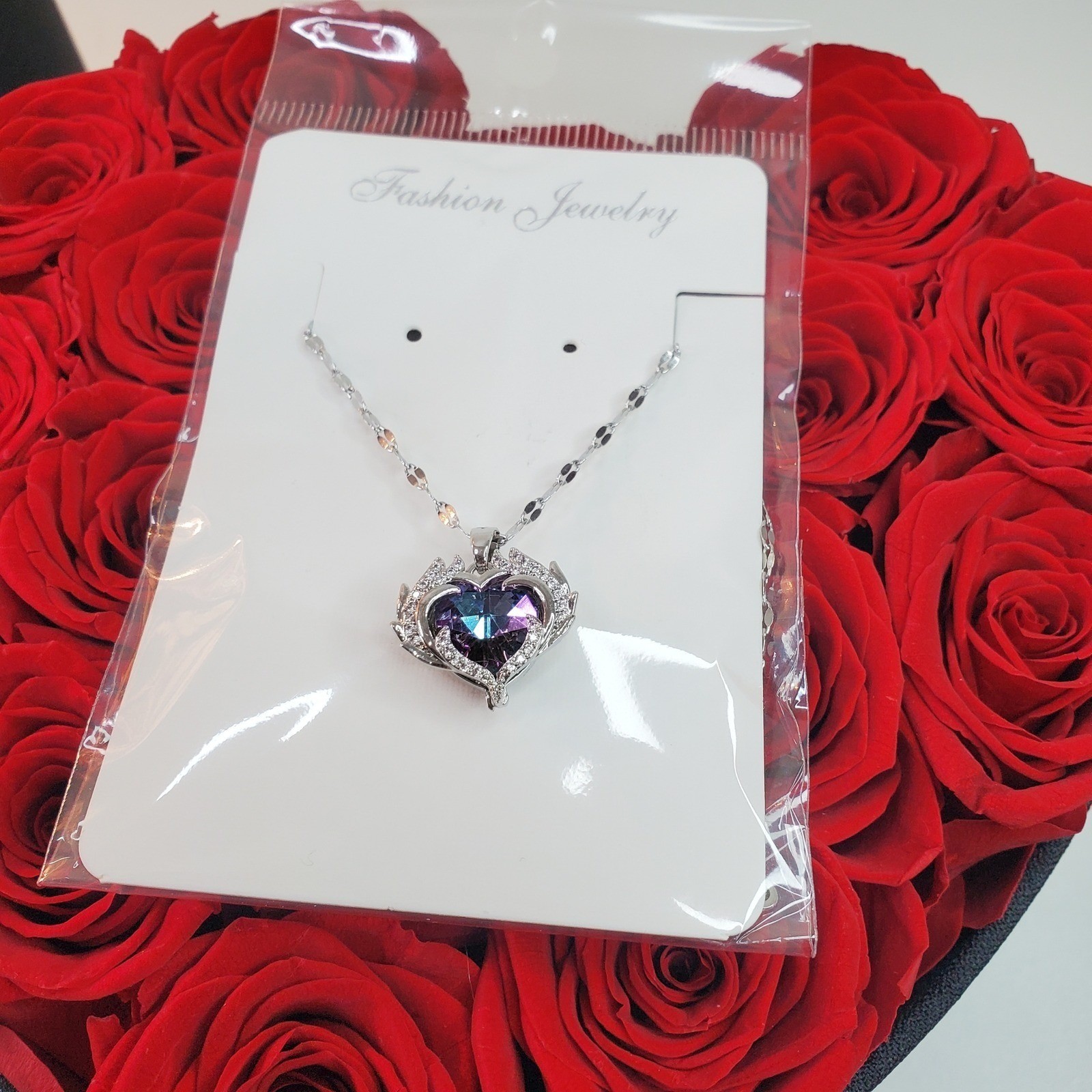 Preserved Red Roses 7″Gift Box with Purple Heart Pendant Necklace
