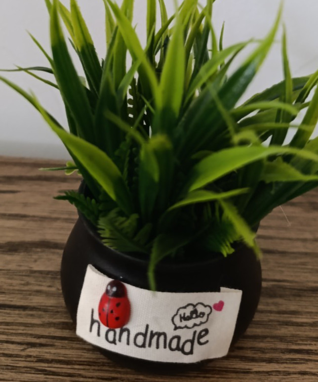 Handmade Artificial Potted Green Plant, Mini Plant for Office Desk Accessories