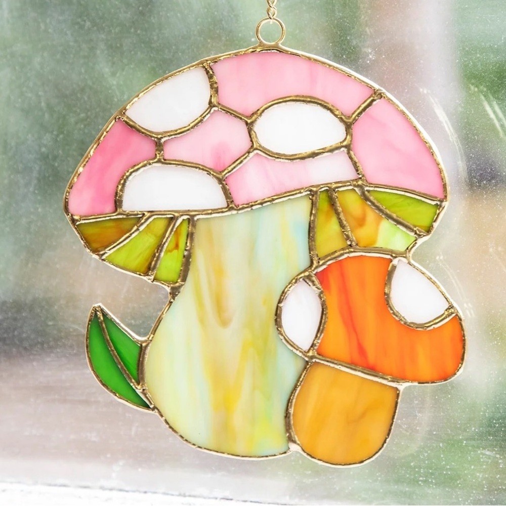 Stained Glass Window Hanging – Mushroom, New in box 🪟☀️🍄