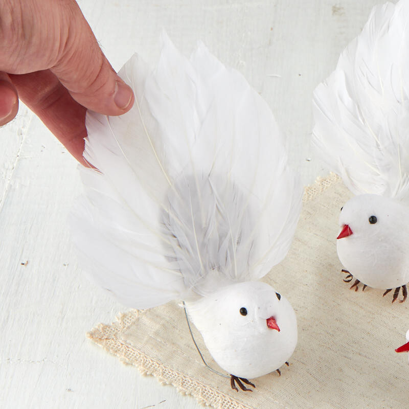 Pack of 12 White Feathered Fantail Artificial 5″ Robins