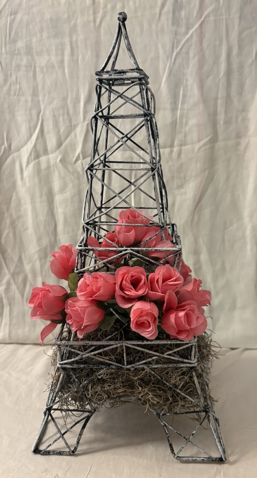 New Handmade Floral Arrangement Inside Of Tower With Pink Roses Sky Z3 15”