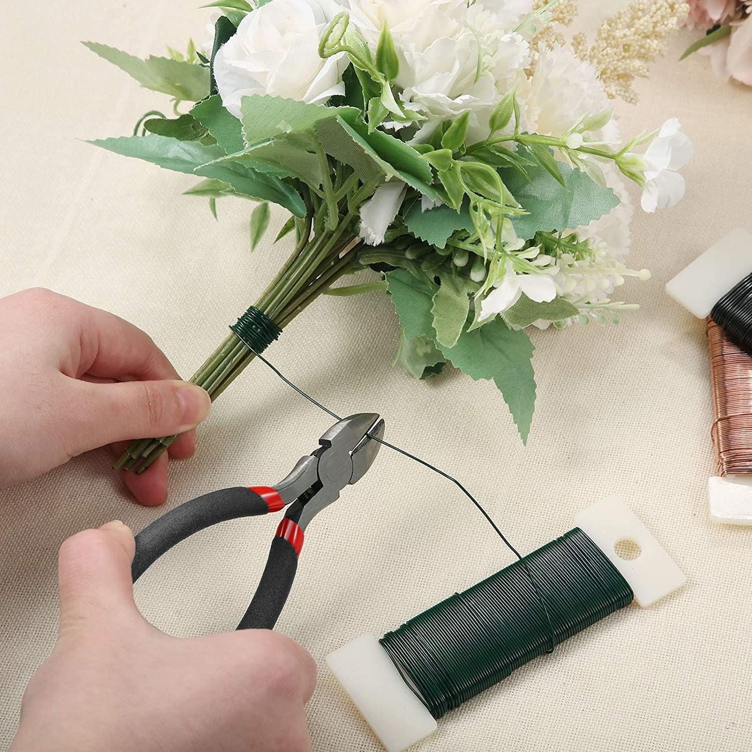 Floral Arrangement Kit with Green Floral Tape 22 Gauge Floral Wire Stems 26
