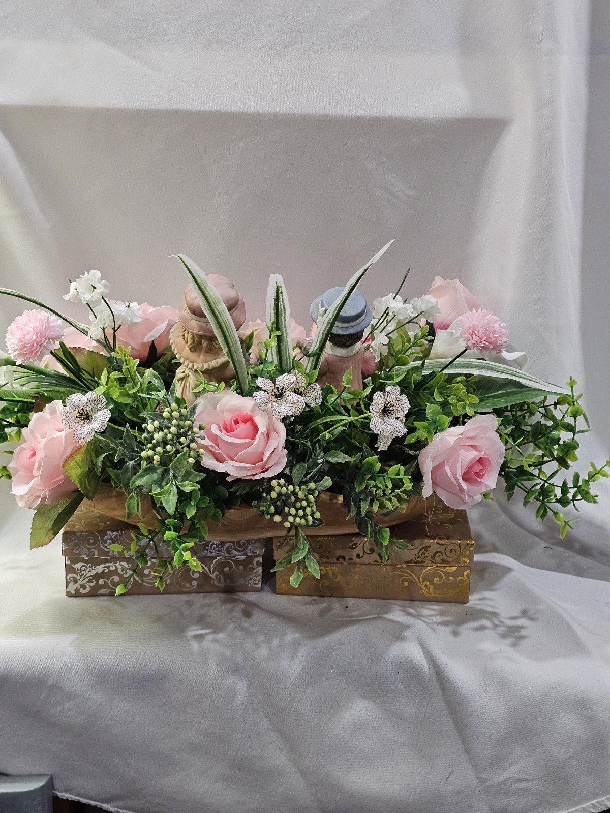 Lovely Floral Centerpiece, Pink Roses, 2 darling children. 15″W in solid wood