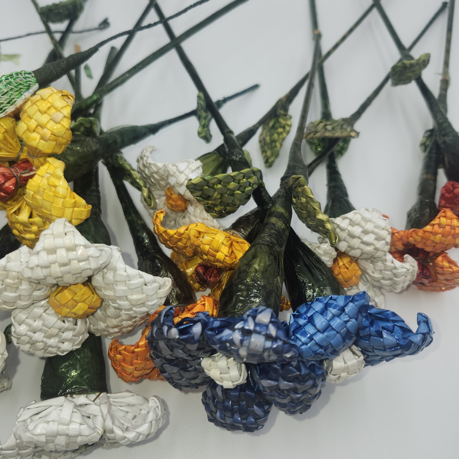 12 in. Artifical Stems Lot Of Vintage Straw Handmade Flower Flowers woven