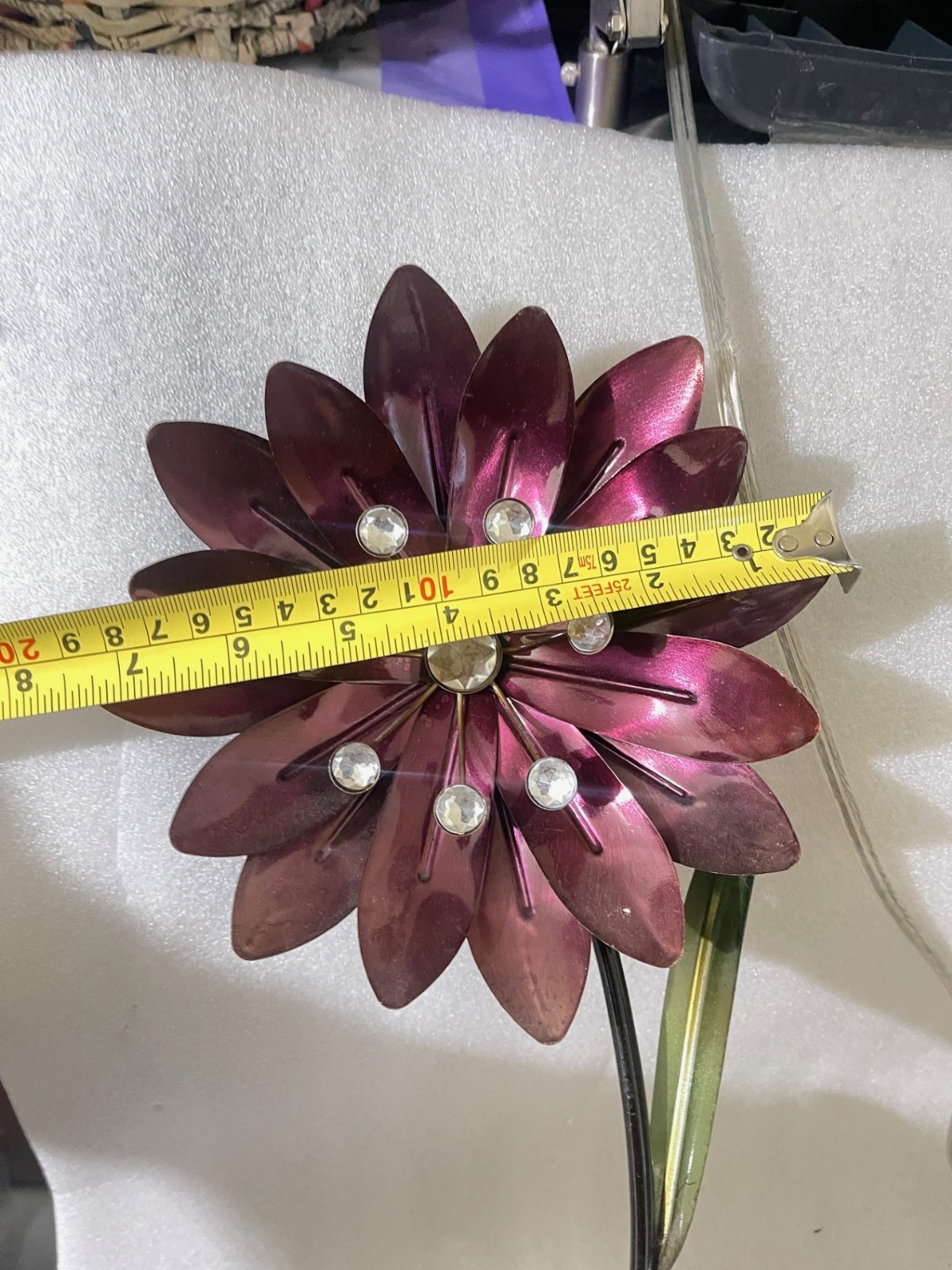 Indoor Outdoor Flower Stem with Clear stones 23″L x 8″W (S)