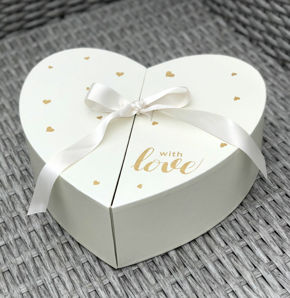 Premium Quality Heart Shape Flower Box, Floral Gift Box, for Luxury Arrangements