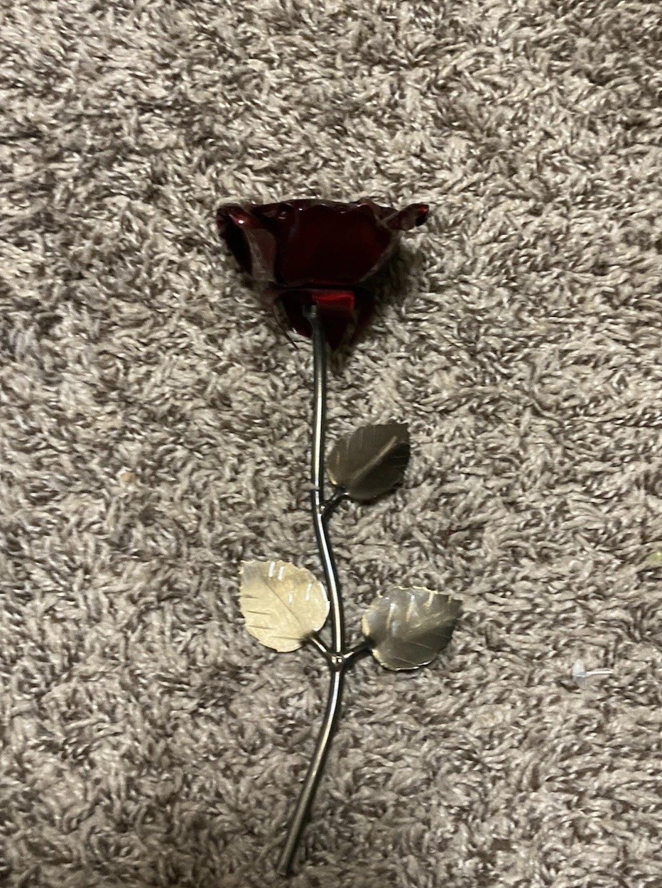 Metal Forever Rose