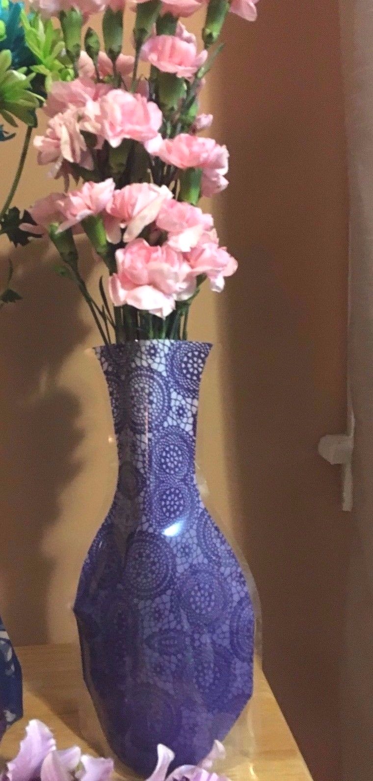 Unique, Stylish, Collapsible Flower Vase. Decorative Designs. Plastic
