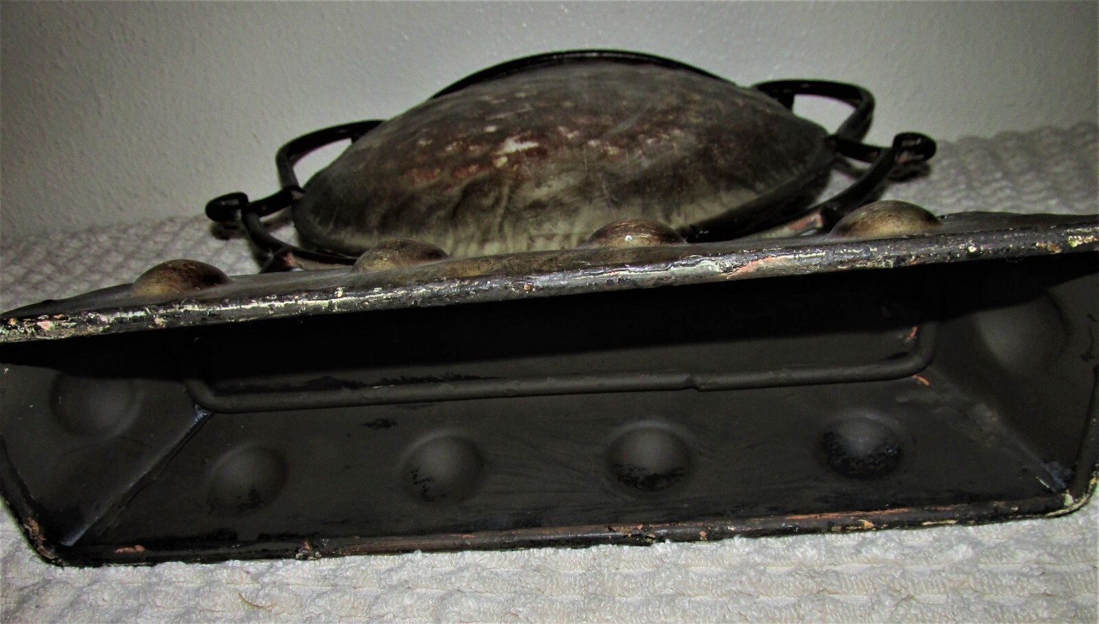 Metal Table Top Decor for Floral Arrangement