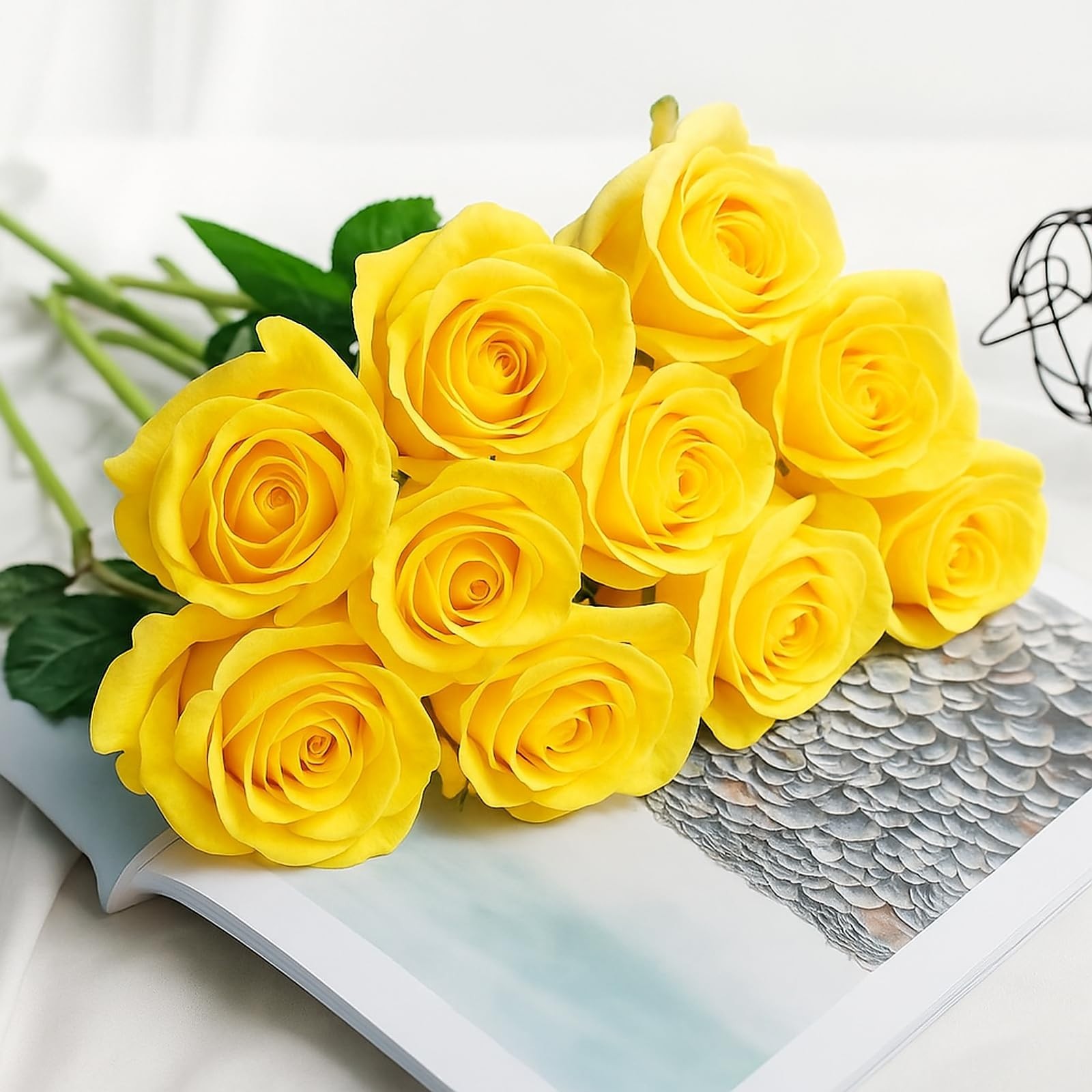 15 PCS Yellow Artificial Roses – Silk Flowers with Long Stems for Wedding, Home
