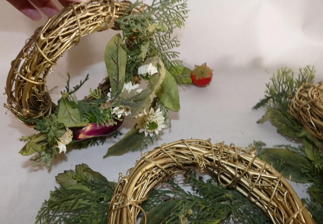Set Of 6 Vegetable Summer Garden 8 Inch Wreaths Projects, Need Glue Gun Help