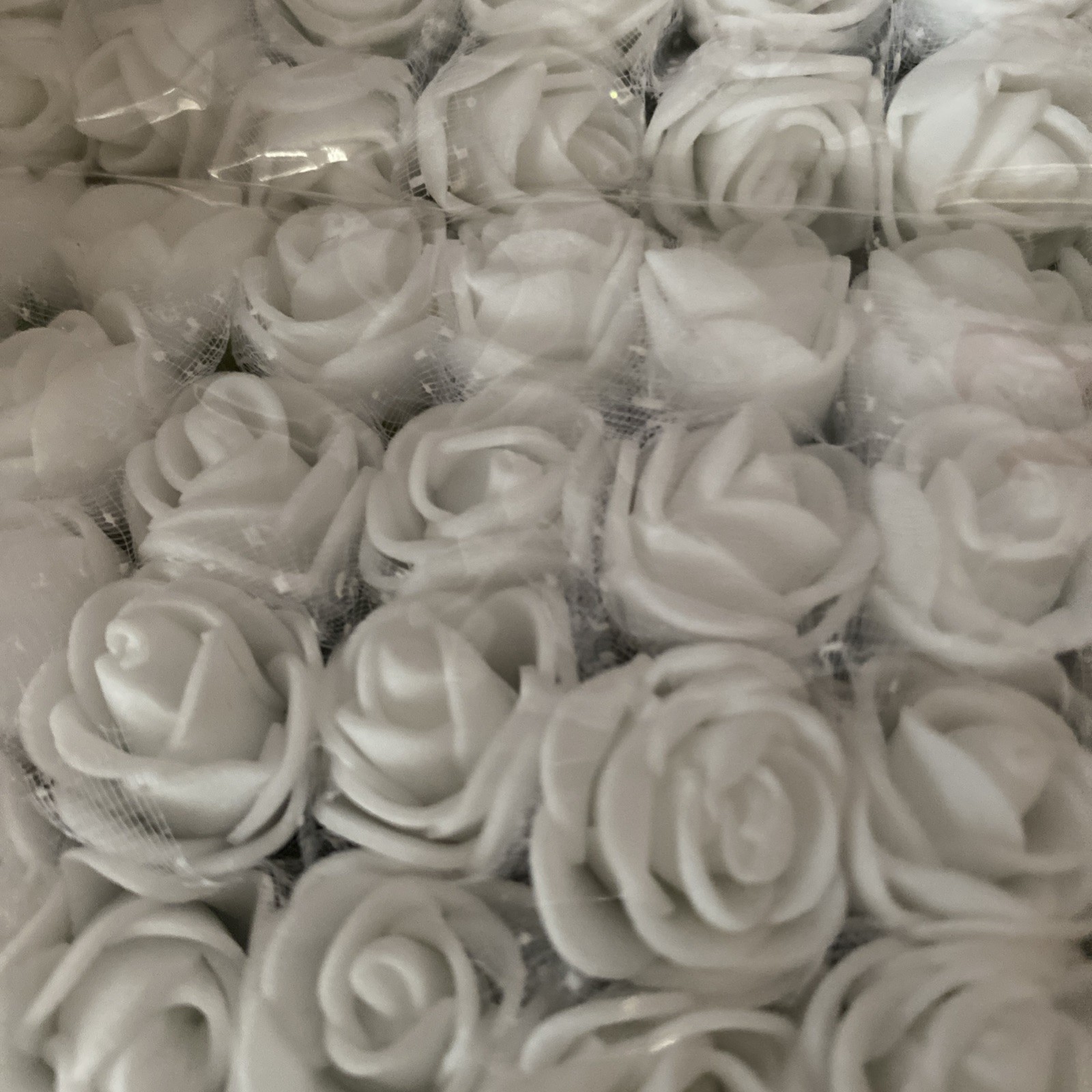 1000. PCS White. Artificial Foam Rose Heads 0.06 Faux Flowers For Crafts