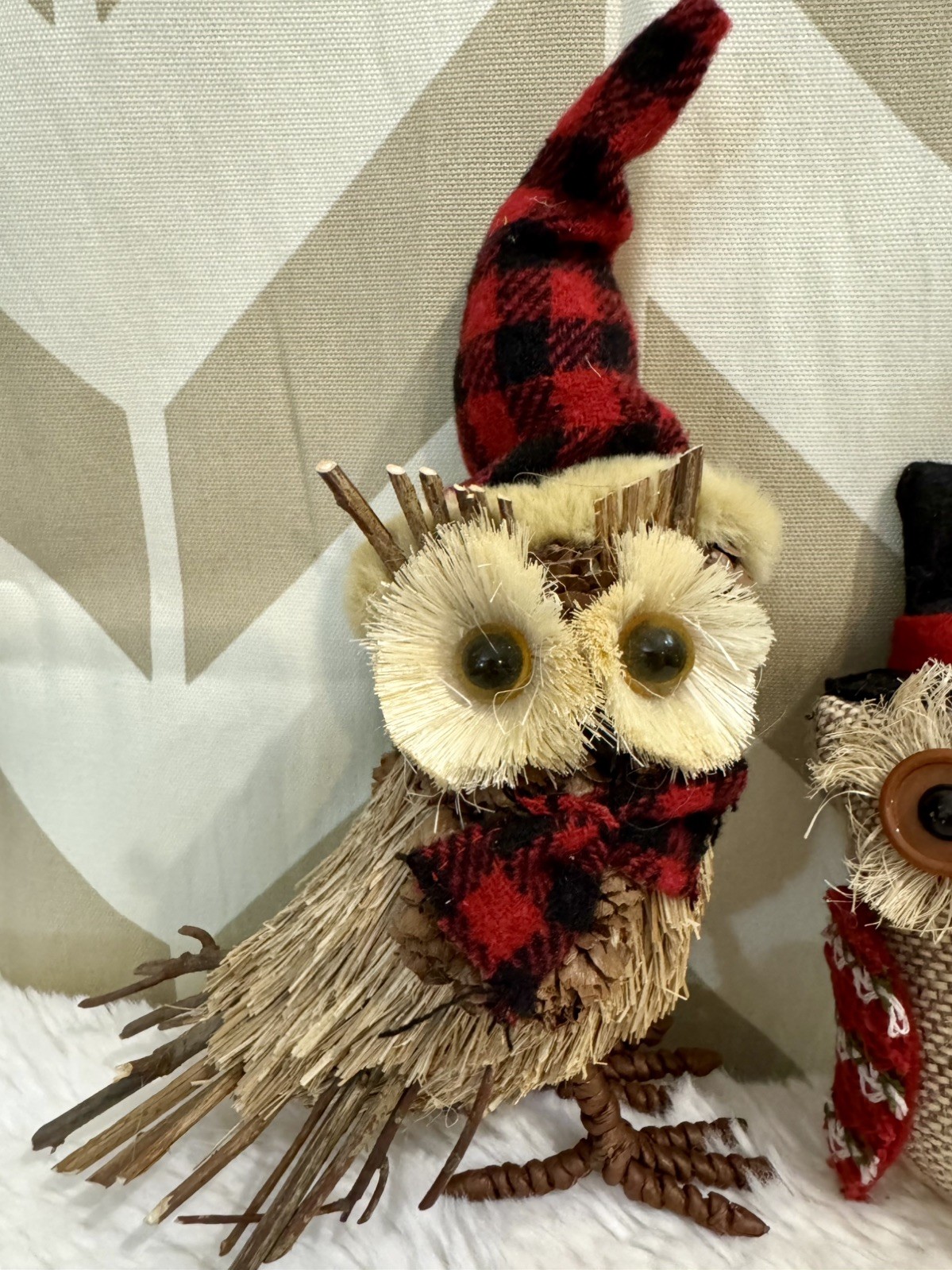 Set of 2 Holiday Woodland Owl Natural Organic Raw Materials Country Lodge Decor