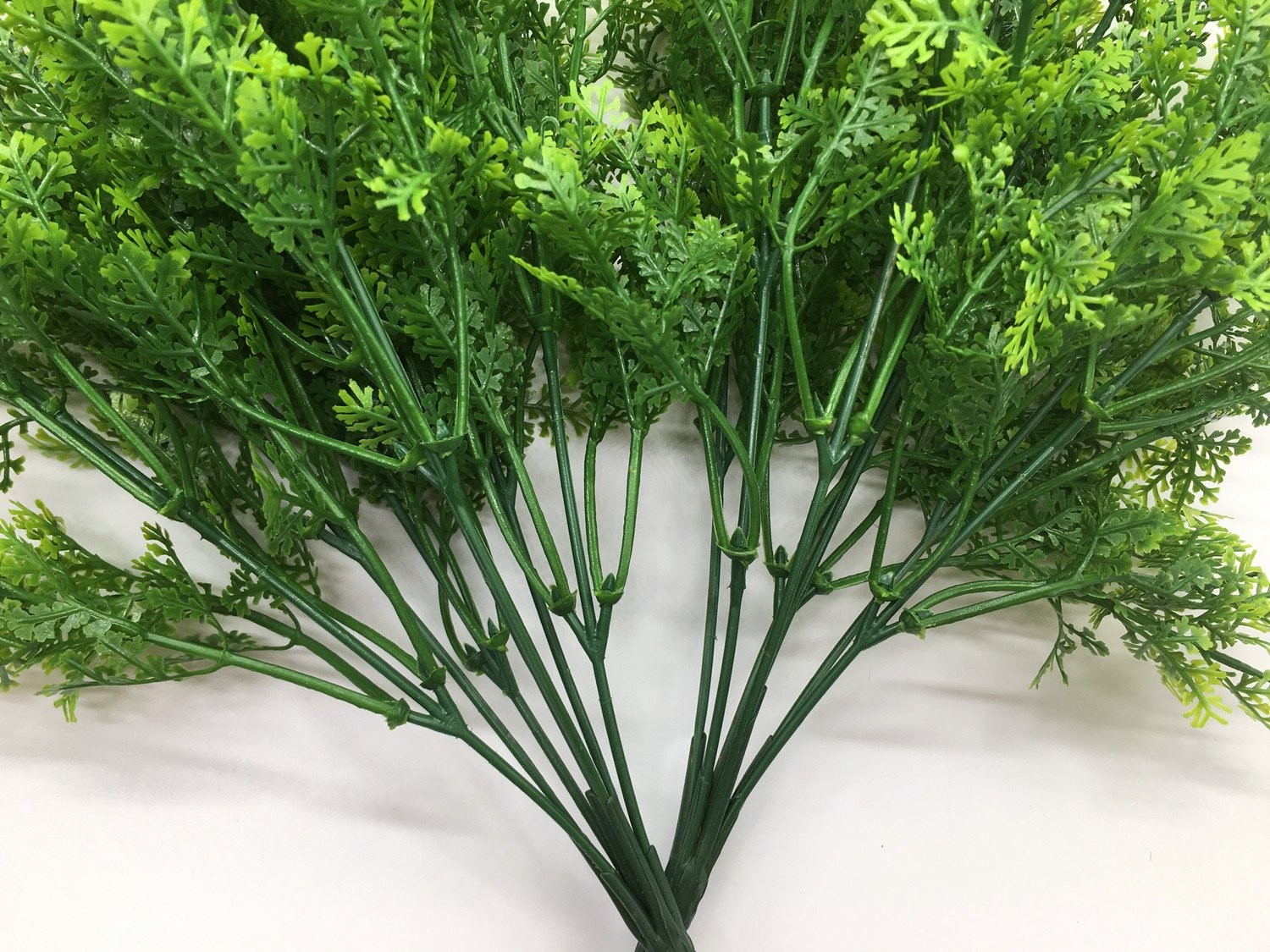 Artificial Shrubs Bushes, Plastic Fern Leaves Simulation Faux Fern Grass-4 Pcs
