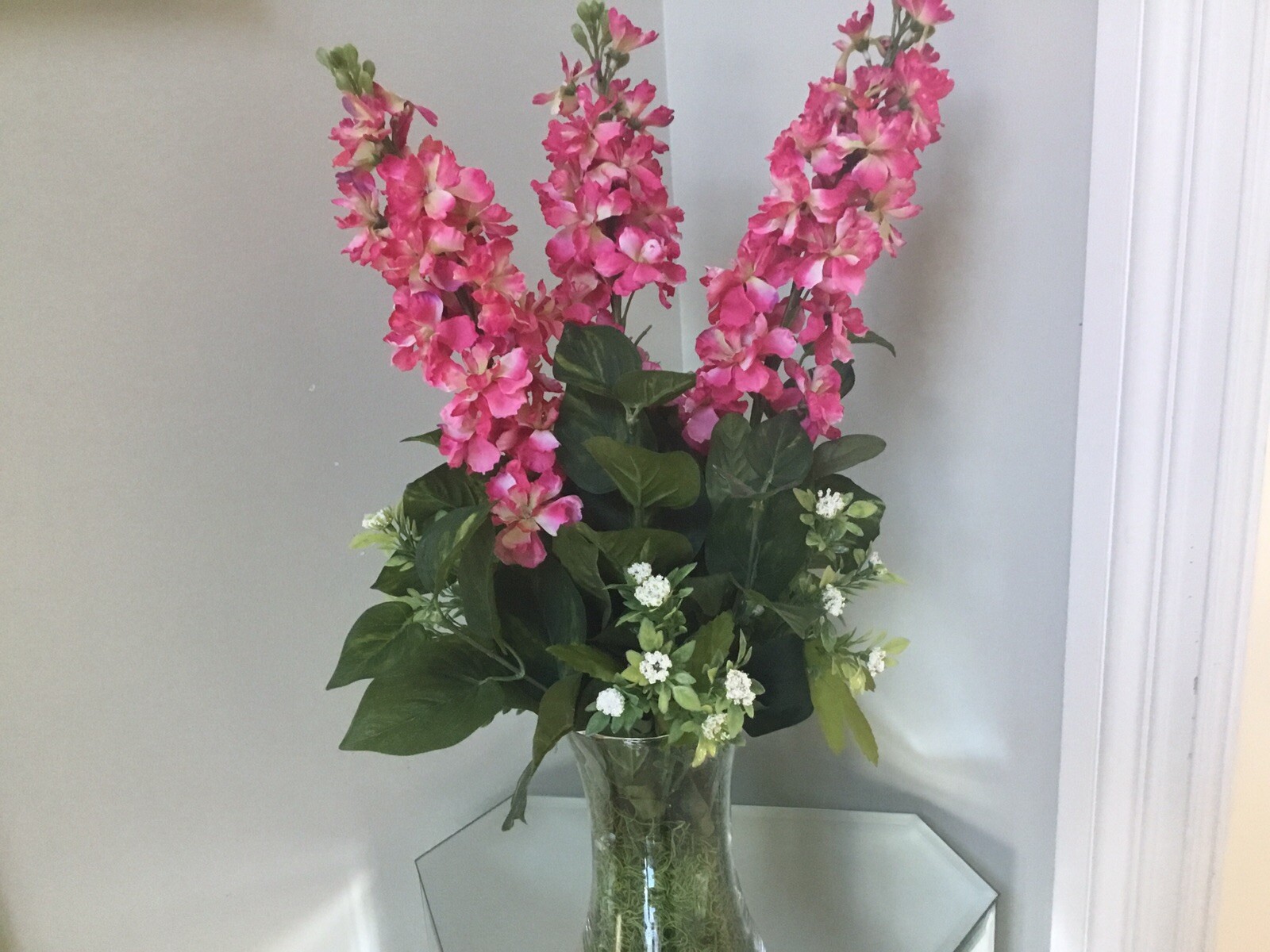Artificial Flower Arrangement With Pink,white and Green .23×13 With Clear glass