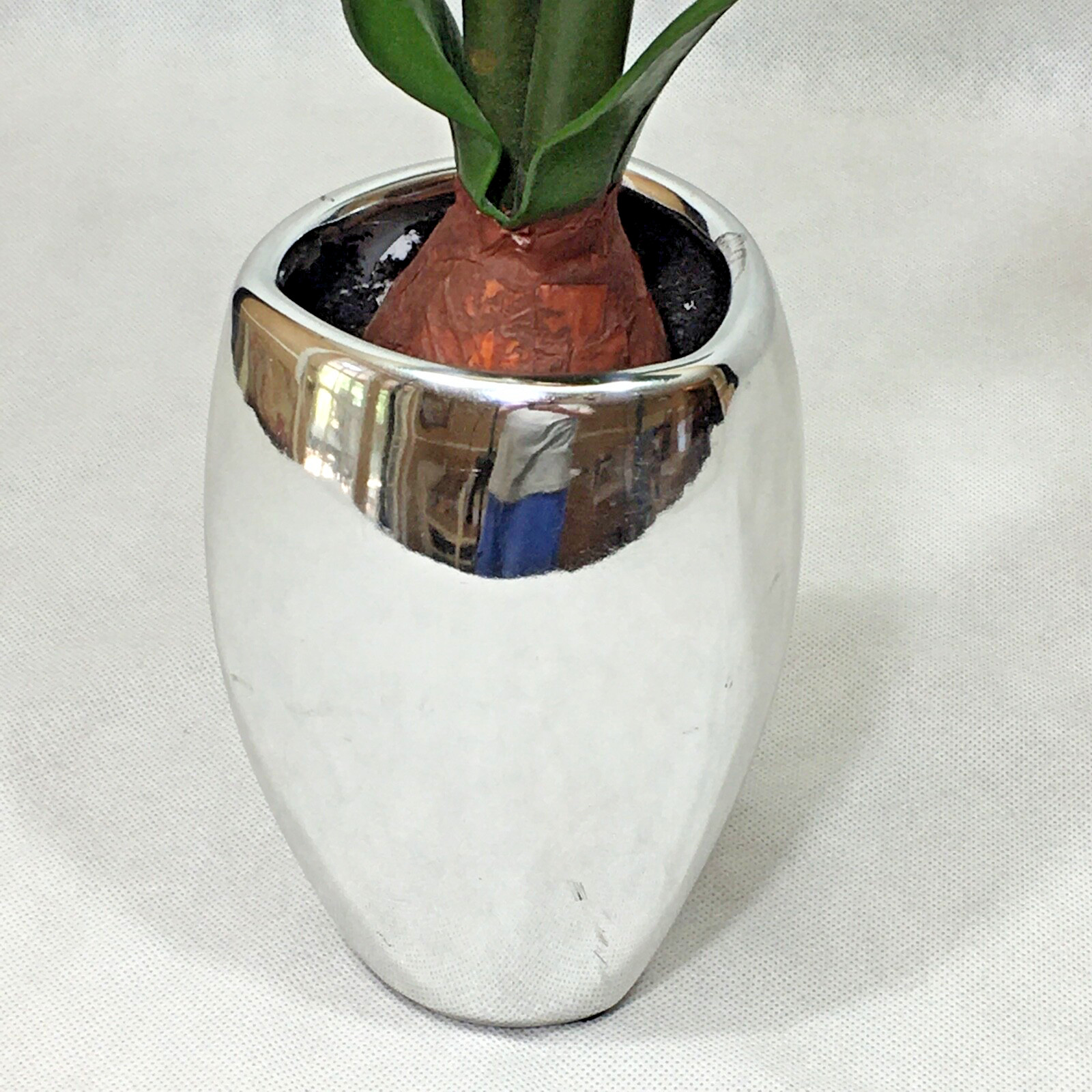 Metallic Chrome Ceramic 7″ Planter Vase w/ Faux Flower Display Floral