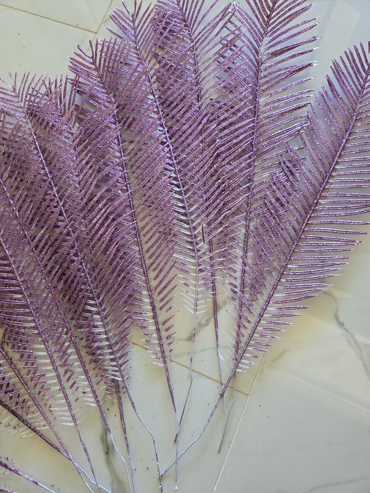 14 Pieces Purple Glittered Retro Plastic Forrest Fern, Size 15″