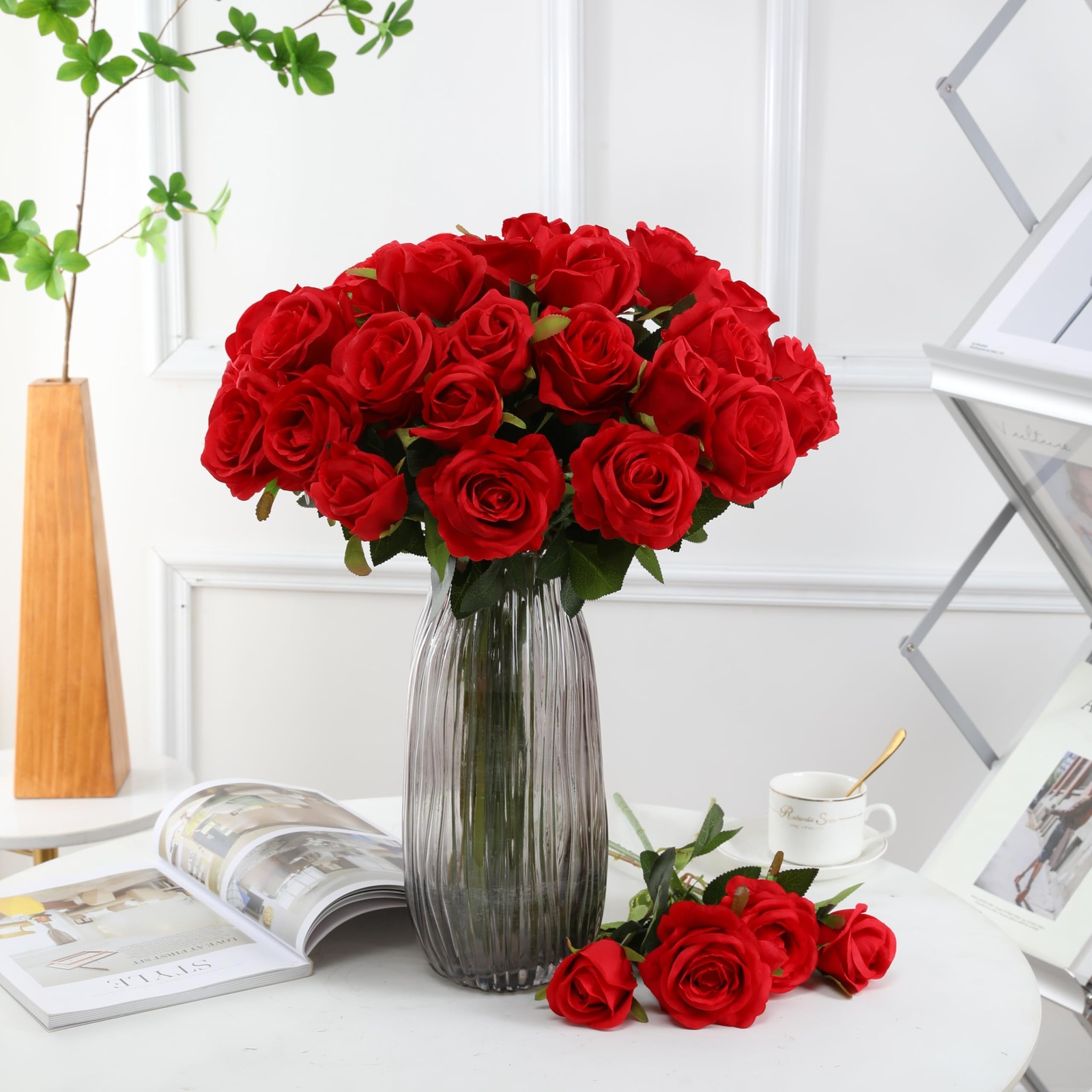 Red Roses Artificial Flowers – 12 pcs Realistic Long Stem Fake Roses Mashup S…