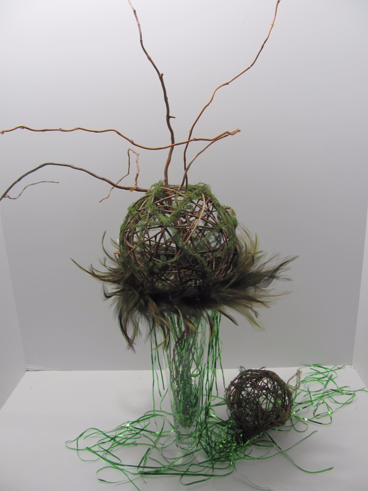 Hand Made, 2 pcs in pack 5″ Feather Ring for arrangement or Bouquet – Sea Foam