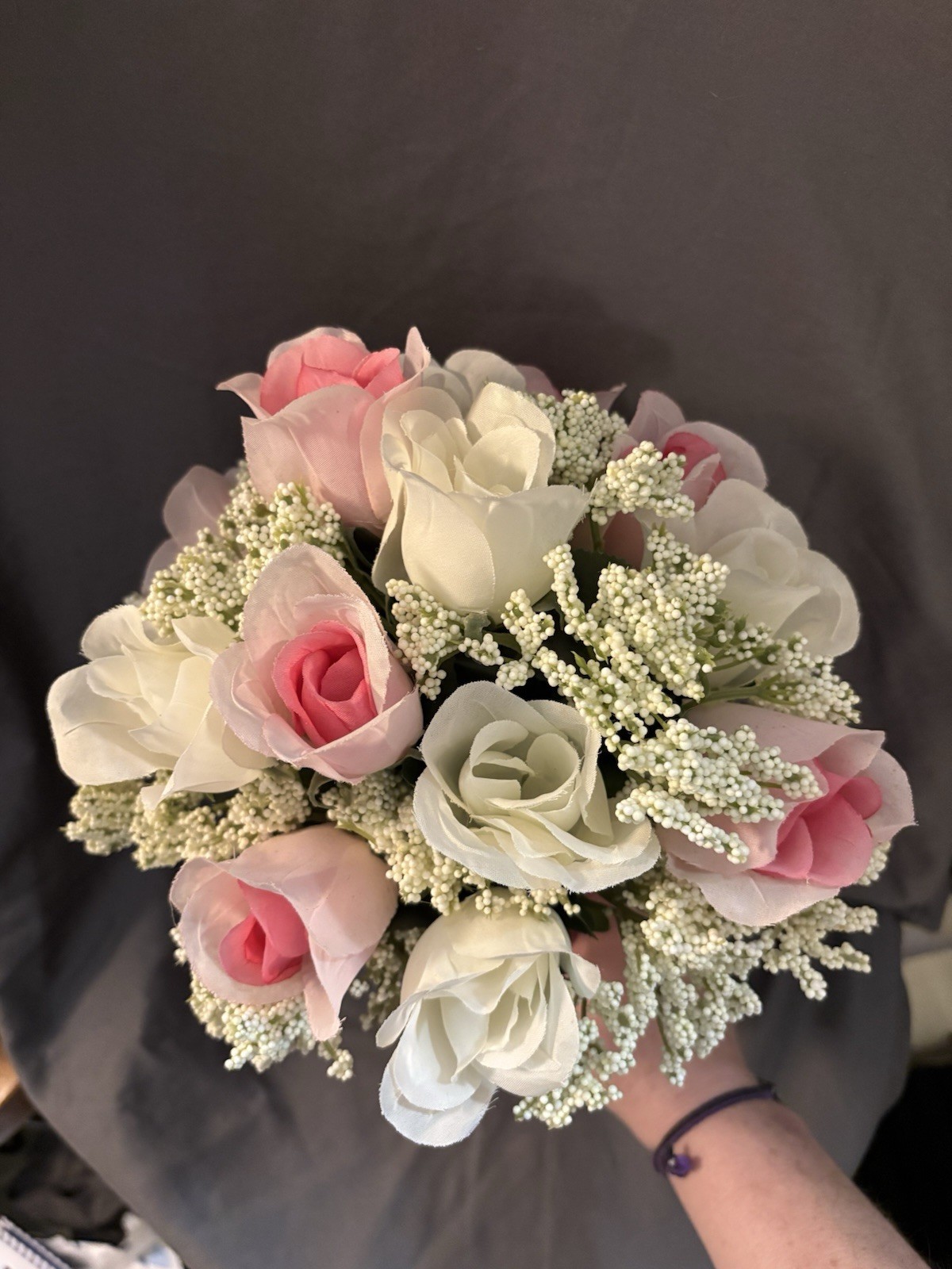 New Handmade Floral Arrangement Pink And White Roses 14” Tall Weighs 3 Lbs L15