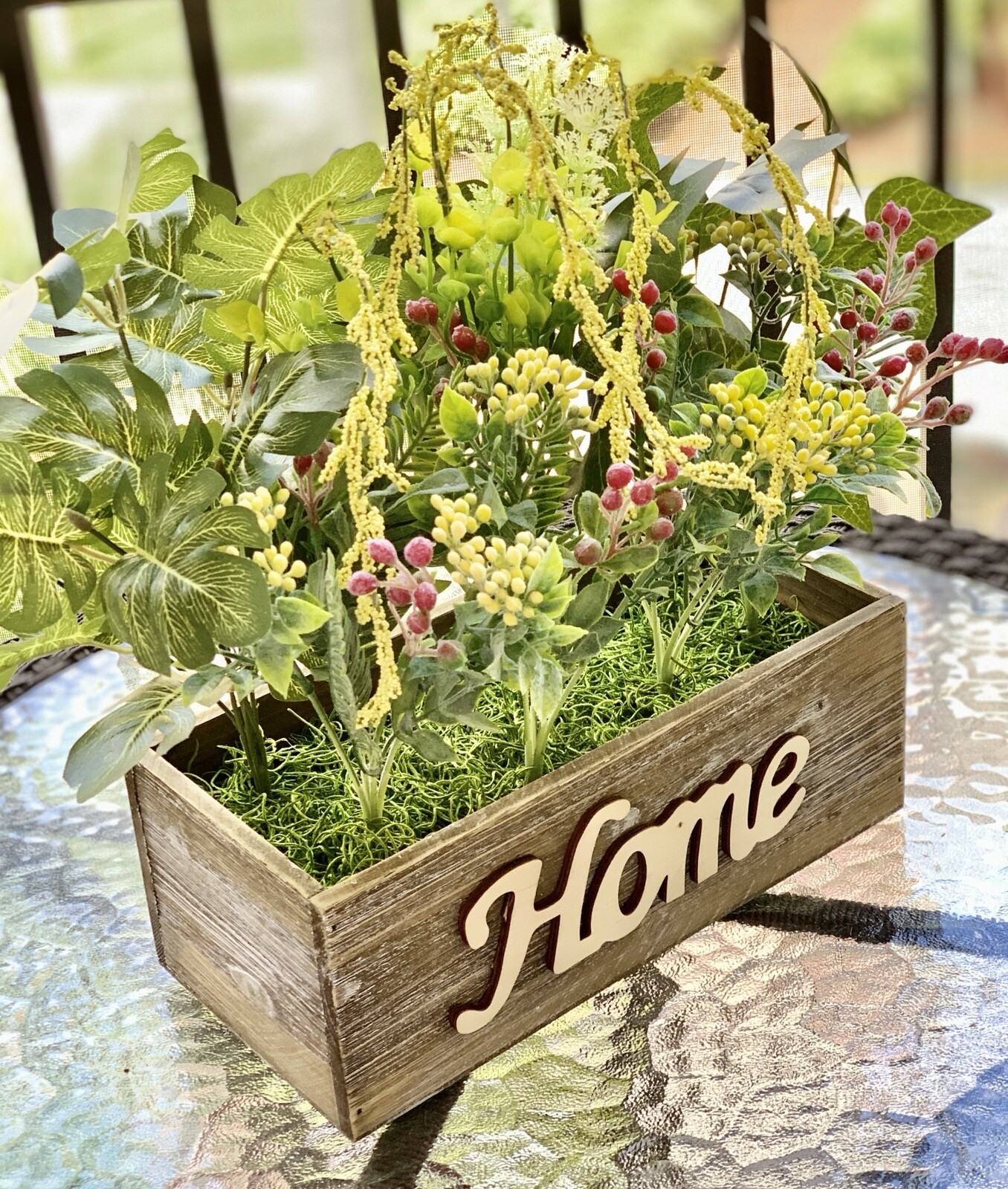 Wood Floral Arrangement Artificial Flowers for Garden & Home Decoration CP00069