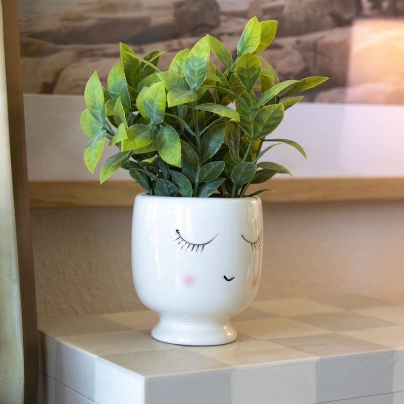 Tabletop Artificial Tea Leaf Plant in Ceramic Shy Girl Planter Indoor Decor New