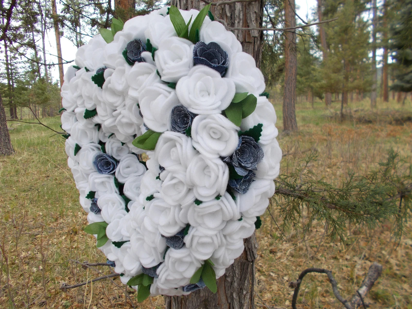 White Roses and Denim Roses Heart Shape Wall Hanging Country Barn Wedding Decor